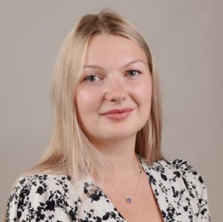 Farkasné Birta Bernadett